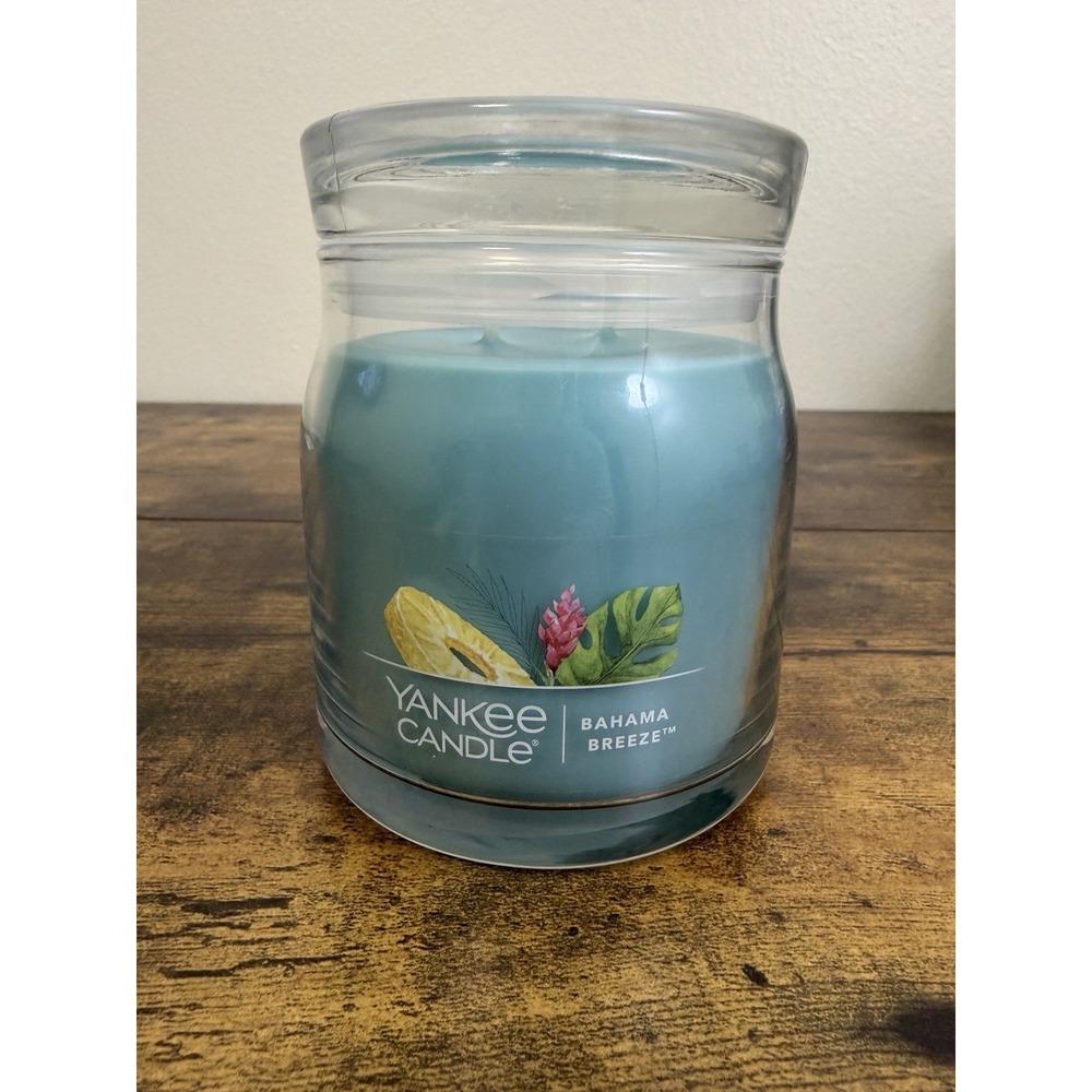 Yankee Candle Bahama Breeze Large 2-Wick Tumbler Candle 13oz Blue Tropical Scent